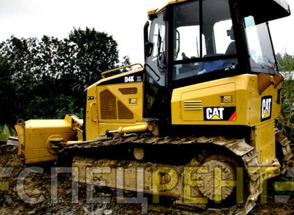 CATERPILLAR D4
