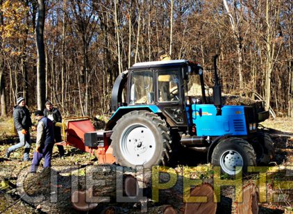 Дереводробильная машина