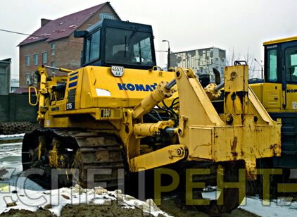 KOMATSU
                        D275